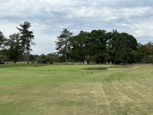 Chantilly (Vineuil) 12th Approach